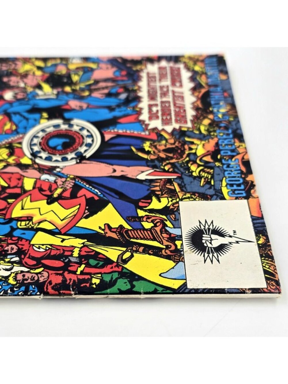 1st Issue WAR OF THE GODS #1 HIGH GRADE DC COMIC BOOK With Posters - Picture 5 of 12